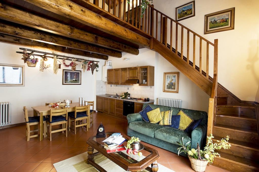 Agriturismo Petrognano SantʼEllero エクステリア 写真